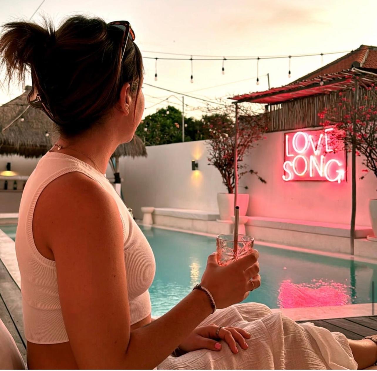 Love Song Boutique Hotel Canggu  Luaran gambar